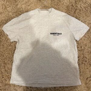 ESSENTIALS T-shirt